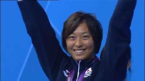 競泳女子200m平泳ぎ 表彰式